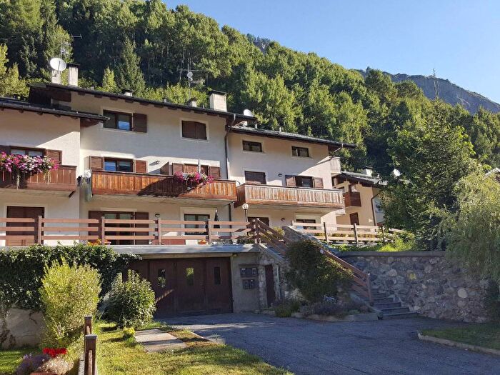 Appartamento bilocale in affitto in Via Le Runi, Isolaccia, Valdidentro