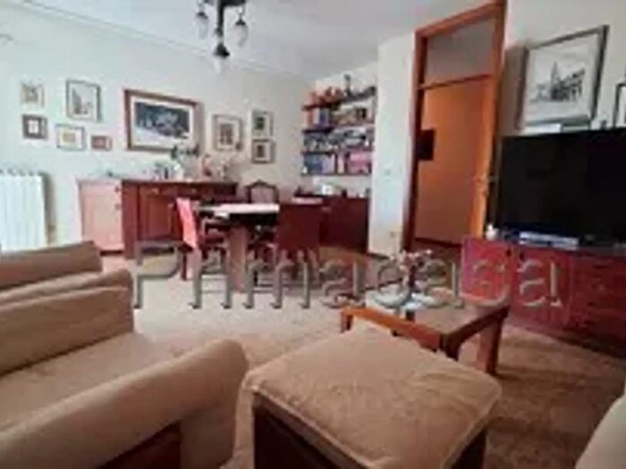 Appartamento con 5 locali in vendita in Via Campania, Verona