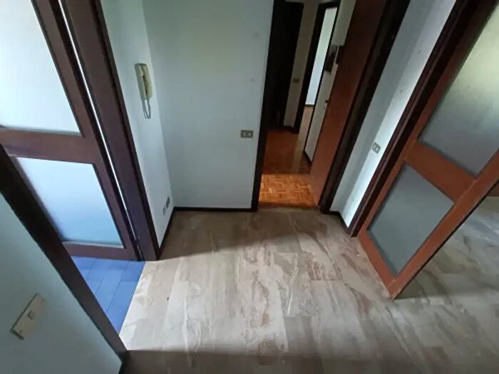 Appartamento trilocale in vendita in Via Ferruccio dellOrto, Bergamo