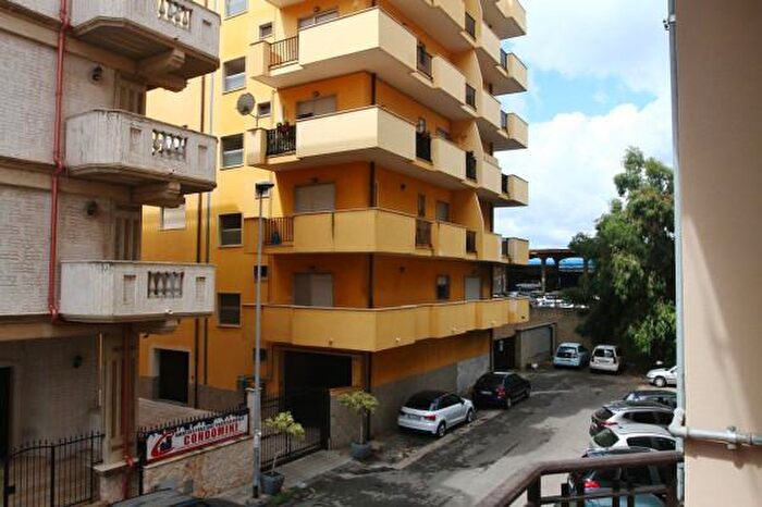 Appartamento trilocale in vendita in Villa San Giovanni