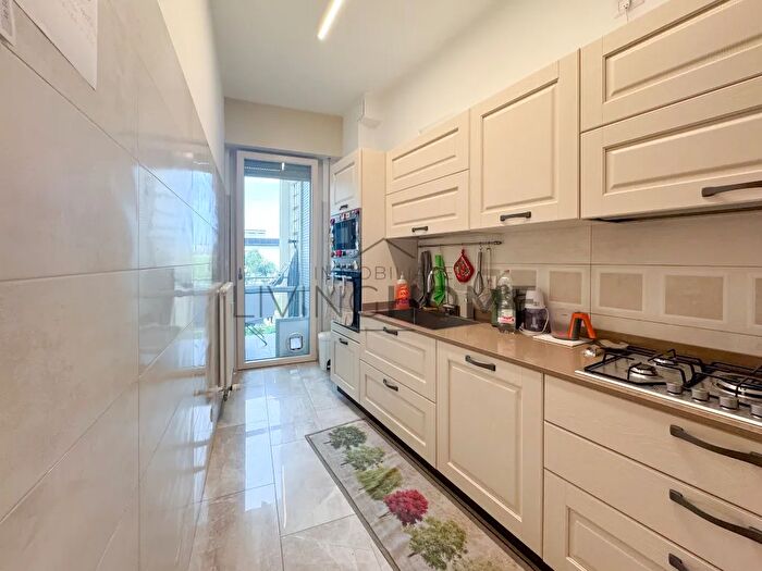 Appartamento quadrilocale in vendita in Via Gambalunga, Rimini