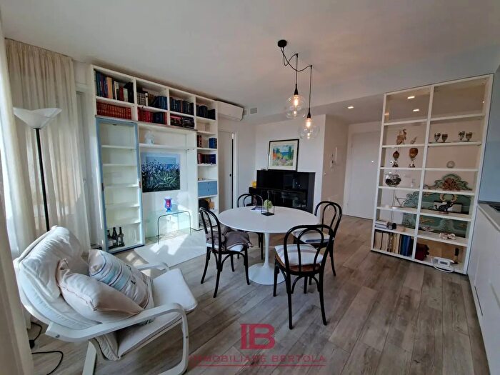 Appartamento bilocale in vendita in Corso Alcide De Gasperi, Cuneo