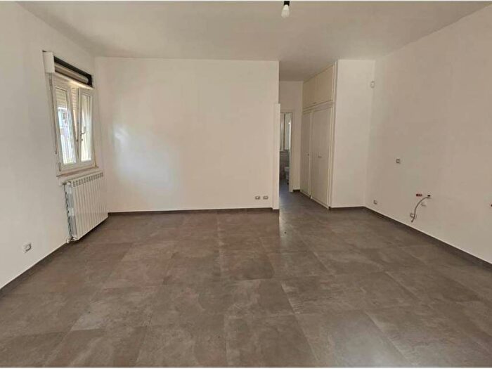 Appartamento bilocale in affitto in Largo Salvatore Caronia Roberti, Vergine Maria, Palermo