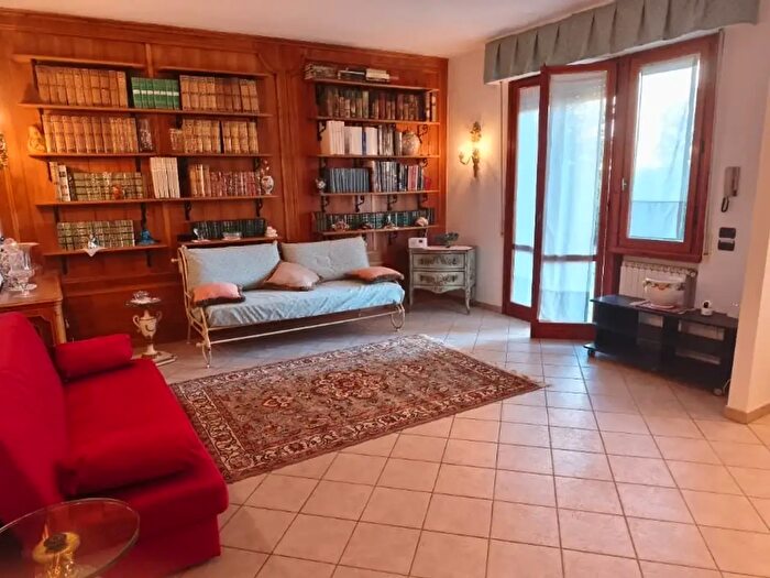 Appartamento quadrilocale in affitto in Via Mordini, Firenze