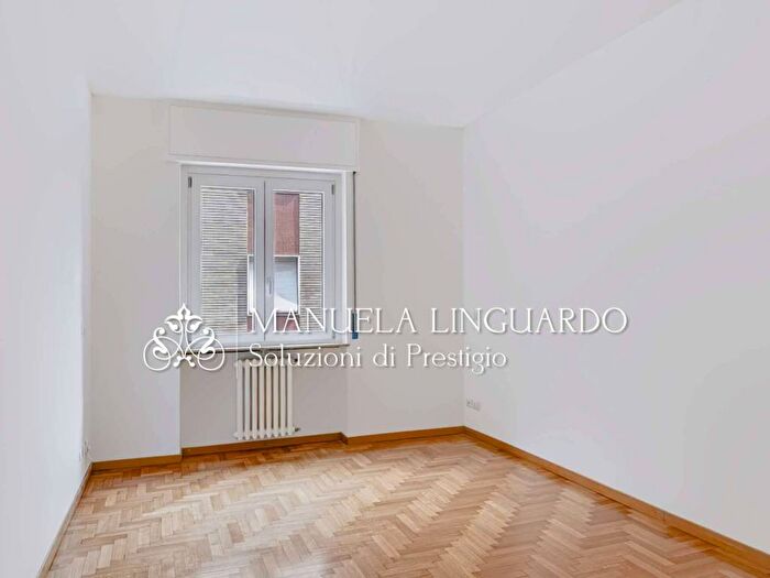 Appartamento trilocale in affitto in via Borgese, Cenisio, Milano