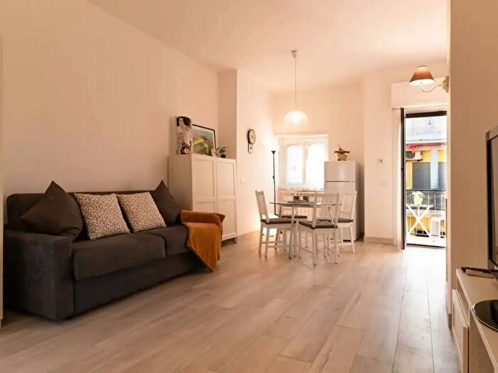 Appartamento monolocale in affitto in Via Tuscolana, Roma