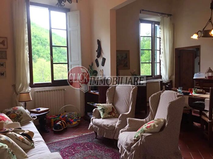 Casa con 5 locali in vendita in Borgo San Lorenzo