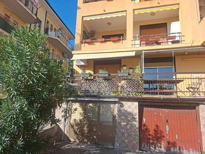 Appartamento bilocale in affitto in Via Garitta, Santa Caterina Santa Maria delle Grazie Capomulini, Acireale