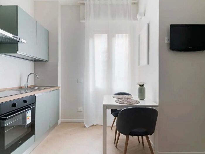 Appartamento monolocale in affitto in Via Giuseppe Pecchio, Milano