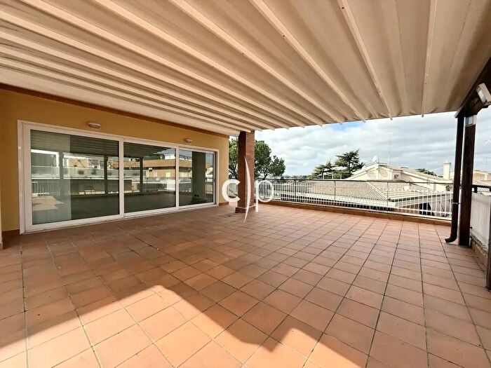 Appartamento quadrilocale in vendita in Via Santorre di Santarosa, Roma