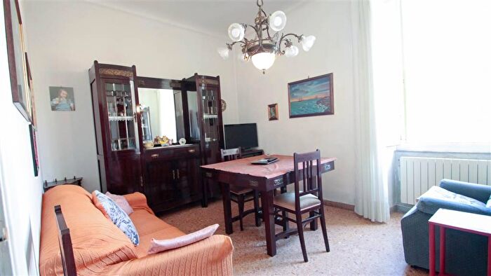 Appartamento quadrilocale in affitto in Lerici