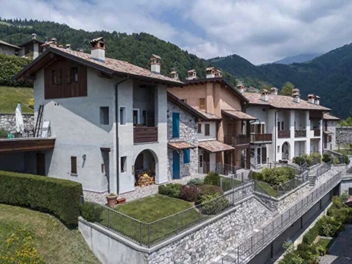 Appartamento bilocale in vendita in Via Santuario del Frassino b, Oneta