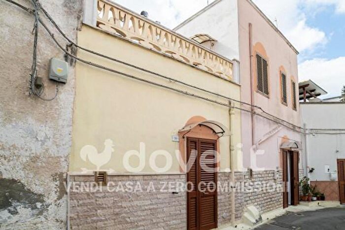 Casa quadrilocale in vendita in Vico I Bernalda, Massafra