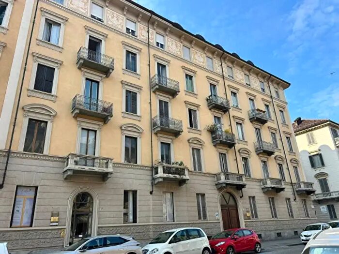 Appartamento quadrilocale in vendita in Torino