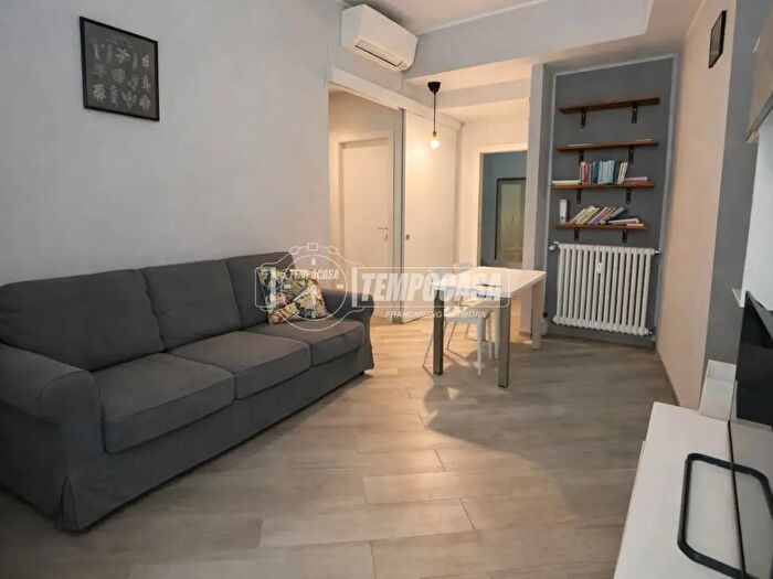 Appartamento bilocale in affitto in Via Arzaga, Milano