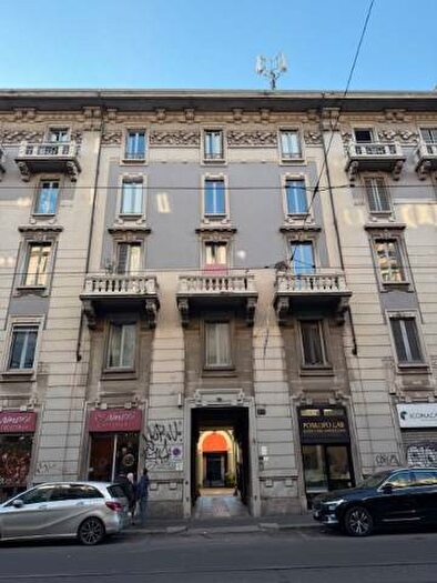 Appartamento trilocale in affitto in Via Nicola Antonio Porpora, Casoretto, Milano