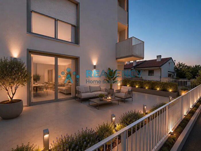 Appartamento quadrilocale in vendita in Via Luigi Cadorna, Legnago