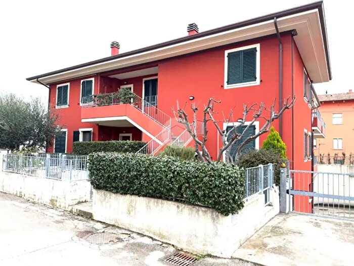 Appartamento trilocale in vendita in Via III Str, Fano