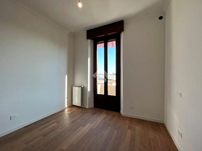 Appartamento bilocale in vendita in Via Lisiade Pedroni, Milano