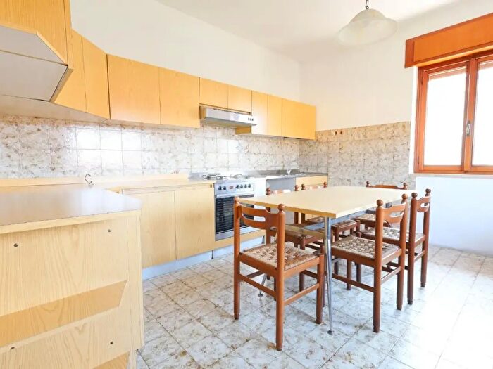 Appartamento quadrilocale in vendita in Via Maglio, Montecchio Precalcino