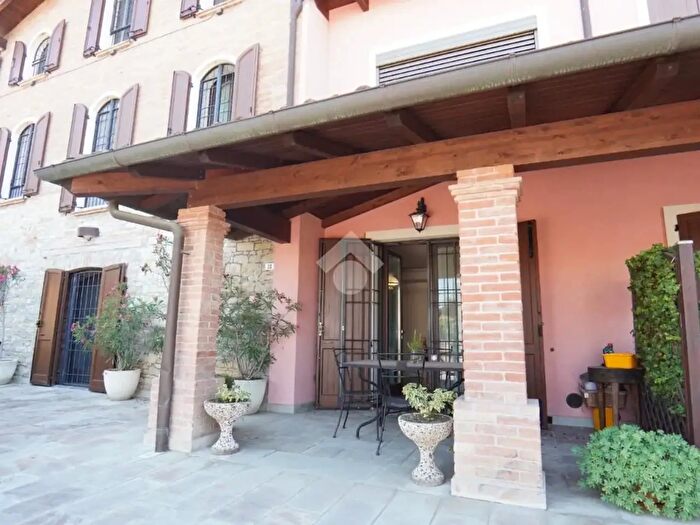Casa bilocale in affitto in Via Adige, Maranello
