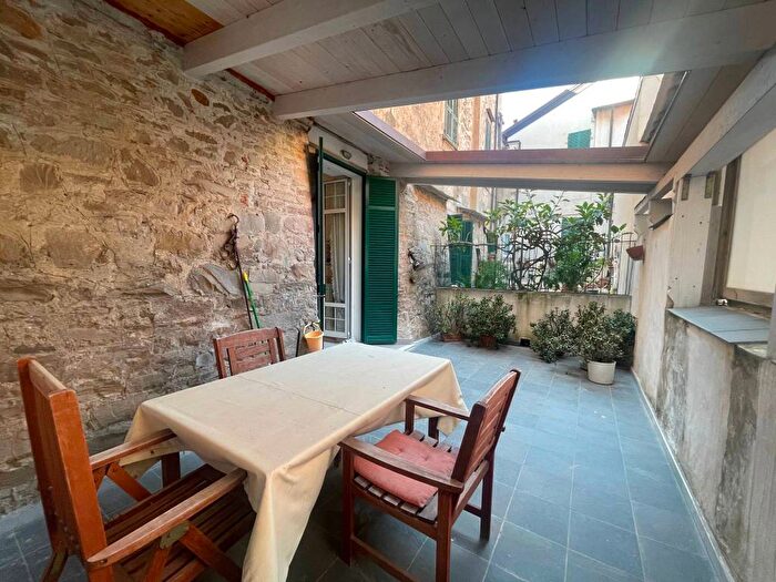 Appartamento con 5 locali in affitto in Via Settembre, Muretto di Alassio Stazione Corso Marconi, Alassio