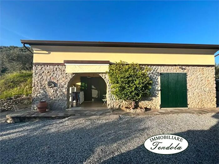 Casa trilocale in vendita in Castelnuovo Magra