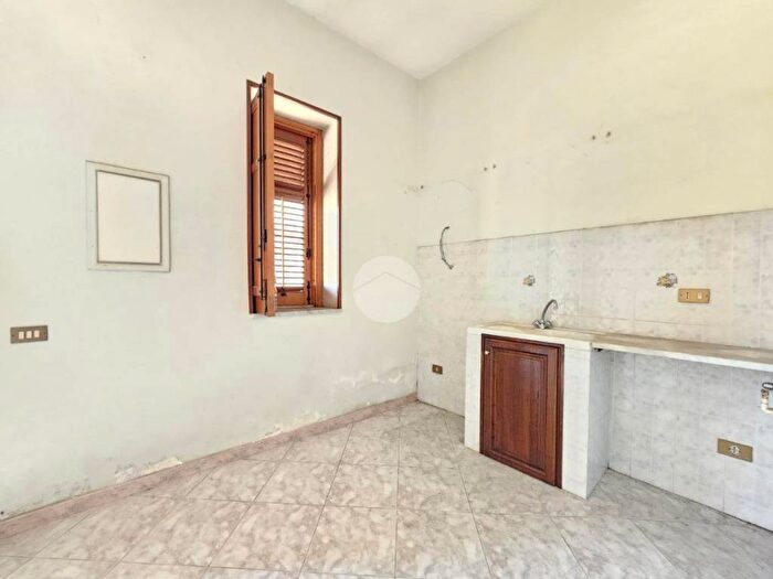 Appartamento bilocale in affitto in Via Aloi, Falsomiele, Palermo