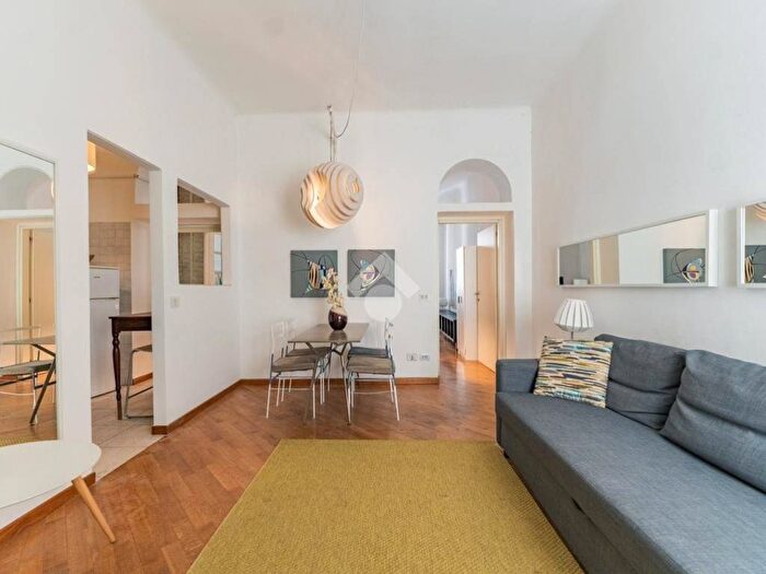 Appartamento bilocale in affitto in Via Pietro Maroncelli, Garibaldi Corso Como, Milano