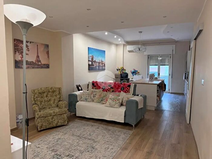 Appartamento quadrilocale in vendita in Corso Mazzini Giuseppe, Cosenza