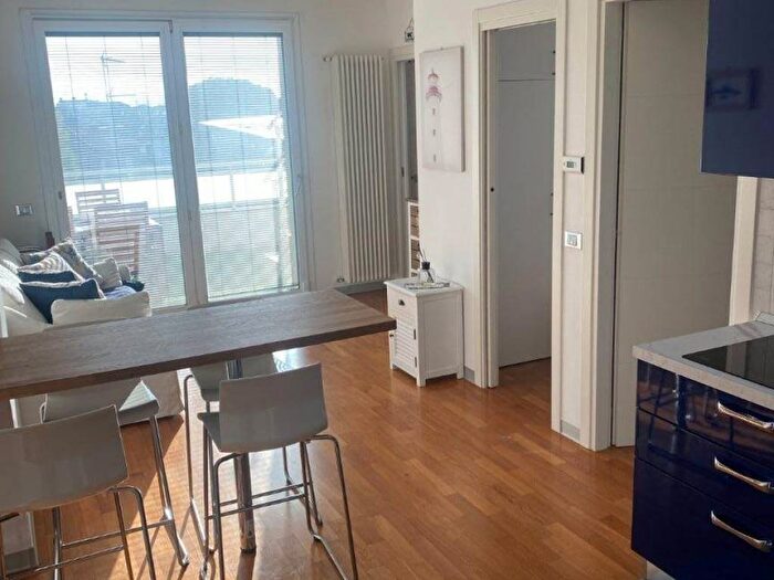 Casa trilocale in affitto in Via Giuseppe Garibaldi, Marina di Ravenna, Ravenna