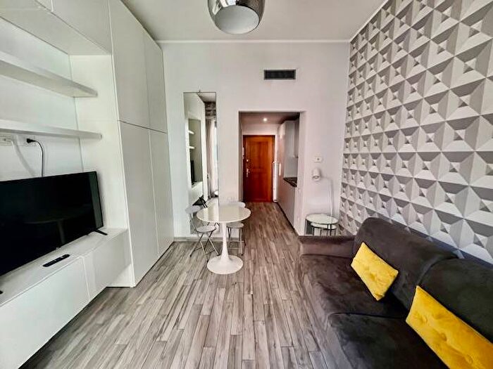 Appartamento monolocale in affitto in Corso di Porta Nuova, Porta Nuova, Milano