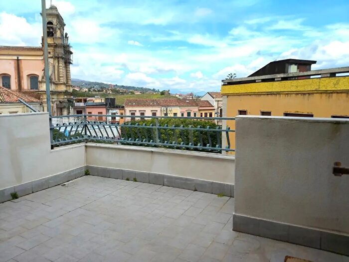 Casa trilocale in vendita in Via Alessandro Volta, Santa Venerina