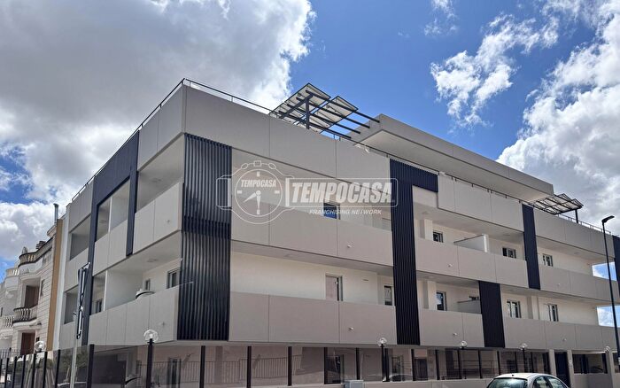 Appartamento trilocale in vendita in Cellamare