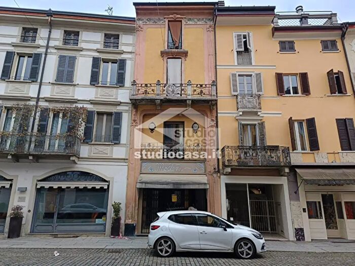 Case in Vendita e in Affitto - 2