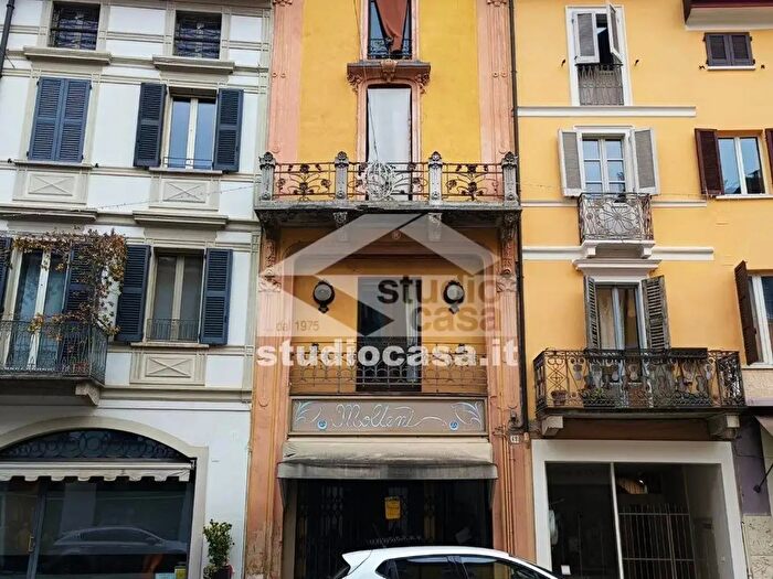 Casa con 6 locali in vendita in Corso Garibaldi, Cremona