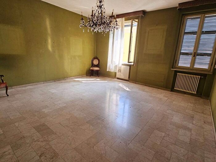 Appartamento quadrilocale in affitto in Centro Storico, Piacenza