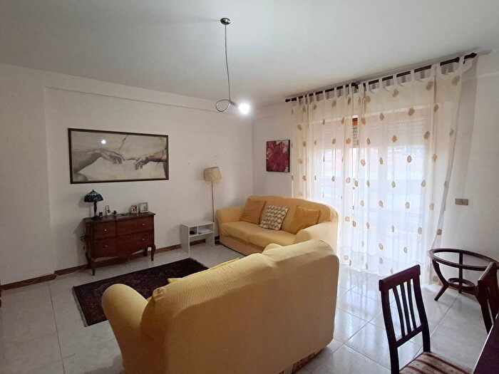 Appartamento trilocale in affitto in Via dellAstrolabio, Ferro di Cavallo, Perugia