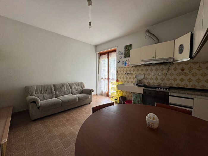 Appartamento trilocale in vendita in Via Crissolo, Paesana