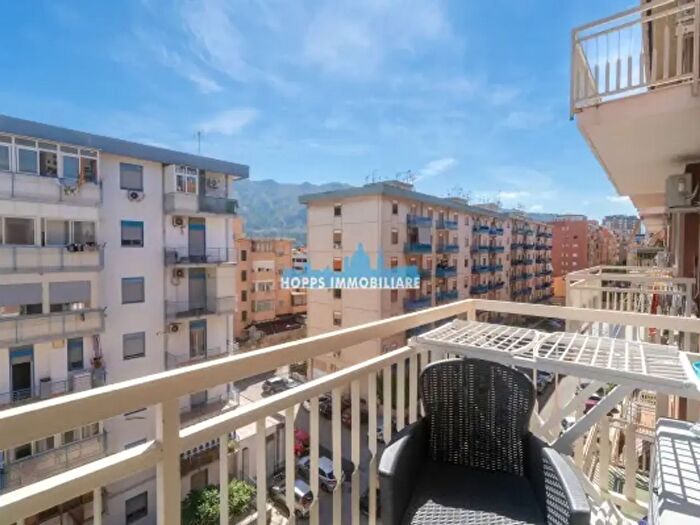 Appartamento quadrilocale in vendita in Via delle Pleiadi, Palermo