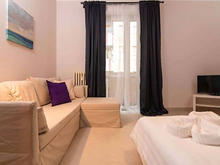 Appartamento bilocale in affitto in Piazza Simone Bolivar, Piazza Napoli, Milano