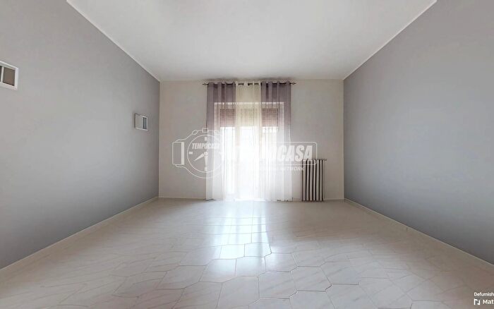 Appartamento trilocale in vendita in Turi