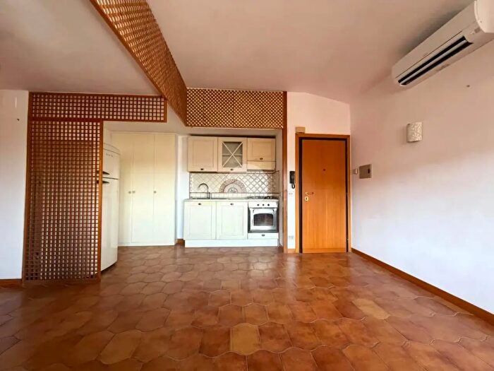Appartamento trilocale in vendita in Via Carlo Pisacane, Sabaudia
