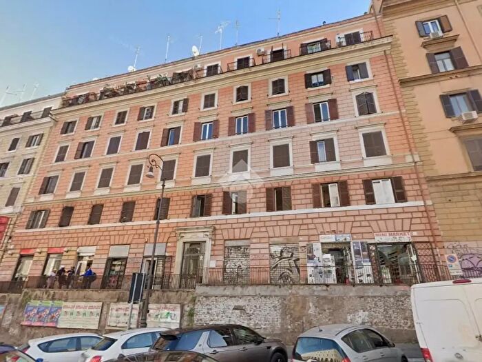 Appartamento monolocale in vendita in Via Giovanni Giolitti, Roma