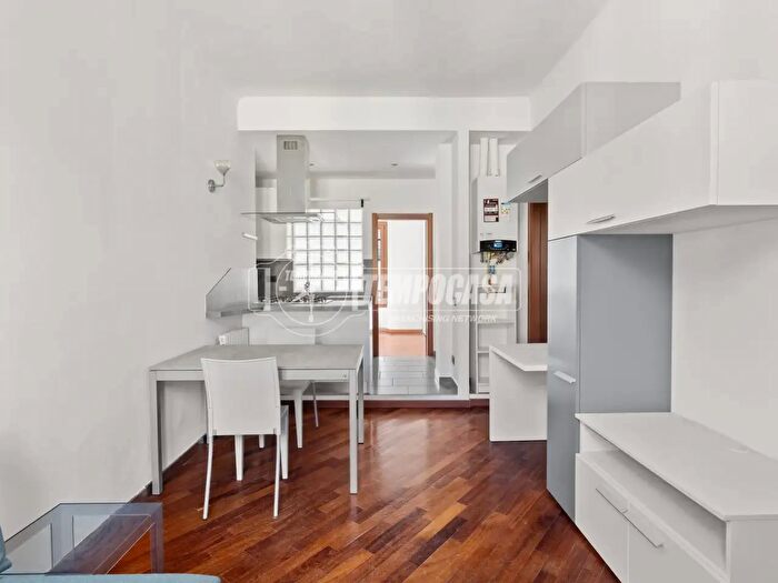 Appartamento bilocale in vendita in Via Pietro Colletta, Milano