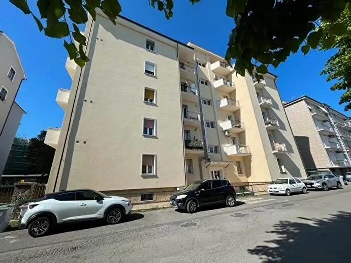 Appartamento con 6 locali in affitto in Via Luigi Rossi Danielli, Viterbo