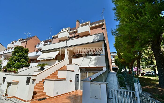 Casa con 5 locali in vendita in Porto SantElpidio