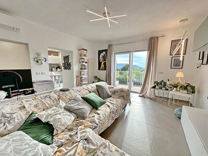 Casa quadrilocale in vendita in Gavorrano