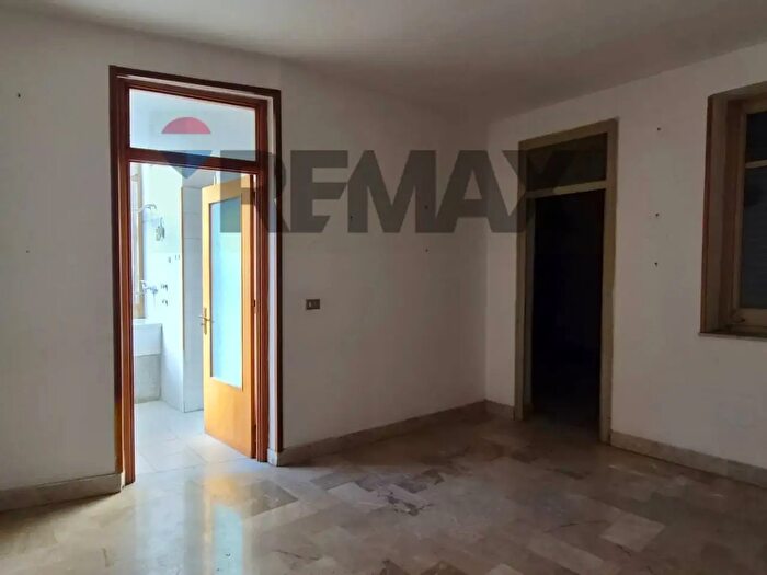 Appartamento quadrilocale in vendita in Via Francesco Baracca, Palermo