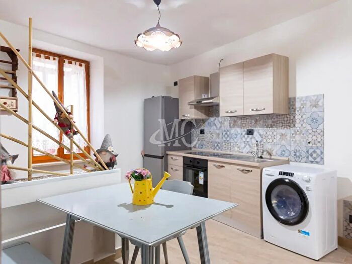 Appartamento bilocale in vendita in Via Venezia, Avio